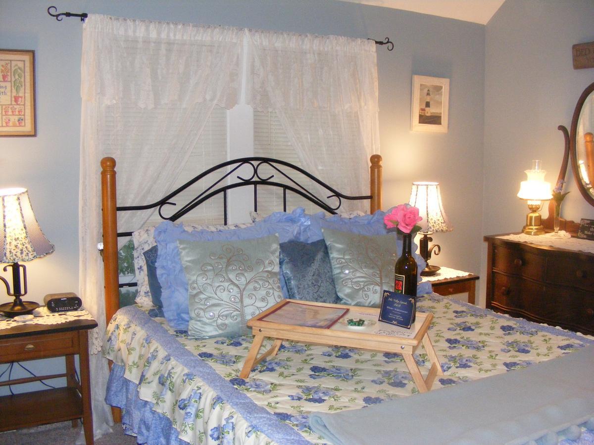 Lake Valley Legends B&B Watkins Glen Exteriör bild