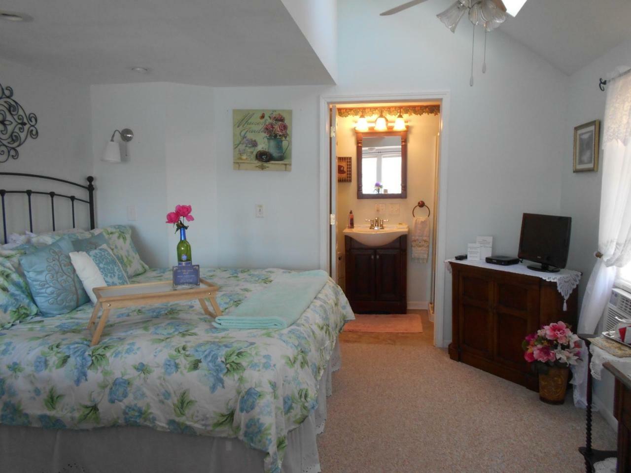 Lake Valley Legends B&B Watkins Glen Exteriör bild